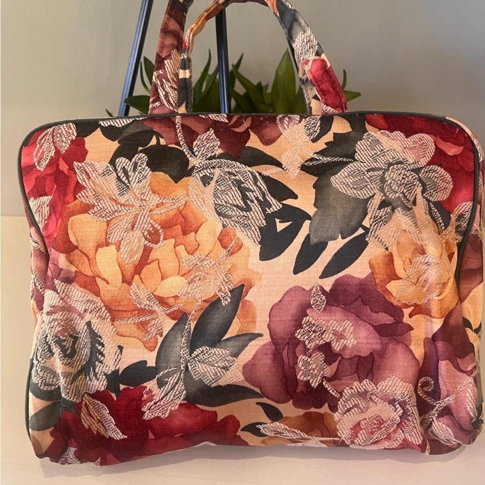 Vintage Tapestry cosmetic bag -toiletry carrier
